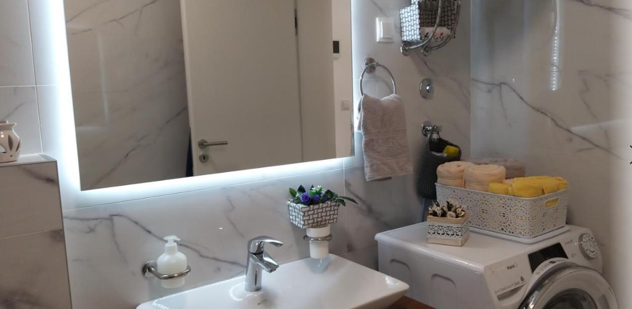 Apartman Amor Tuzla Bagian luar foto